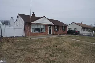 2832 Berwyn Rd, Bensalem, PA 19020 - Photo 2