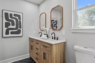 2820 Ave E, Levittown, PA 19056 - Photo 10