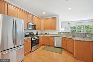502 Cherrywood Ct, Perkasie, PA 18944 - Photo 4