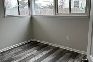 43 Towpath Rd, Levittown, PA 19056 - Photo 2