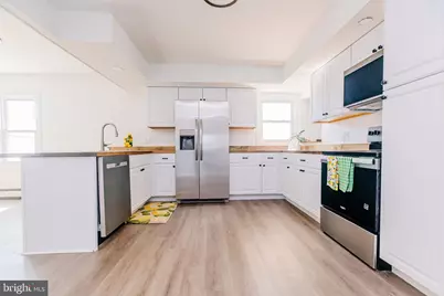 21 Velvet Lane, Levittown, PA 19054 - Photo 4