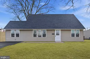 152 Junewood Dr, Levittown, PA 19055 - Photo 4