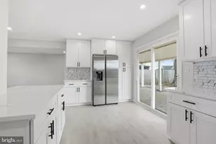 152 Junewood Dr, Levittown, PA 19055 - Photo 14