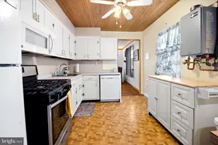 2836 Windsor Dr, Bensalem, PA 19020 - Photo 18