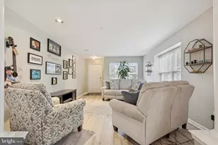 1468 Sweetbriar Dr, Jamison, PA 18929 - Photo 2