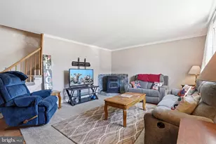 87 W Park Ave, Sellersville, PA 18960 - Photo 4