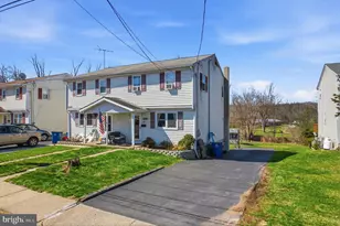 87 W Park Ave, Sellersville, PA 18960 - Photo 1