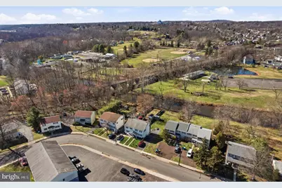 87 W Park Avenue, Sellersville, PA 18960 - Photo 46