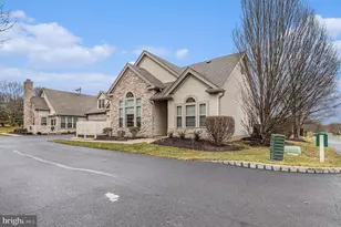 70 Legacy Oaks Dr, Richboro, PA 18954 - Photo 2