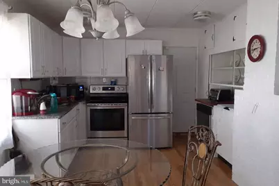 23 Burning Bush Lane, Levittown, PA 19054 - Photo 4