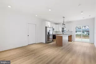 65 Oaktree Dr, Levittown, PA 19055 - Photo 14