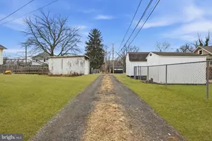 7803 Monroe Ave, Bristol, PA 19007 - Photo 46