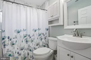 59 Graystone Ln, Levittown, PA 19055 - Photo 16