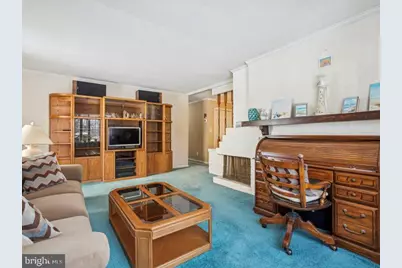 423 Magnolia Drive, Levittown, PA 19054 - Photo 18