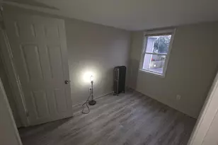 624 Spruce St, Bristol, PA 19007 - Photo 8