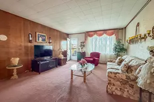 912 Jefferson Ave, Bristol, PA 19007 - Photo 4