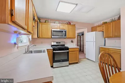 937 Highpointe Circle, Langhorne, PA 19047 - Photo 14