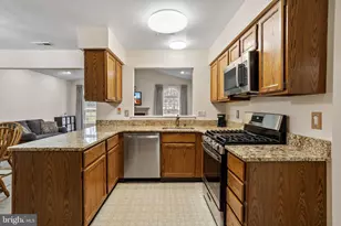 66 Laurel Cir, Newtown, PA 18940 - Photo 12