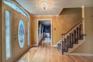 632 Sweetwater Dr, Feasterville-Trevose, PA 19053 - Photo 4