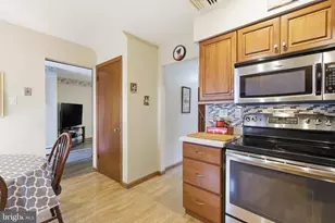 6414 Crescent Ave, Bensalem, PA 19020 - Photo 10