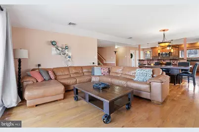 4737 Grandview Avenue, Bensalem, PA 19020 - Photo 10