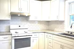 653 Pine St, Bristol, PA 19007 - Photo 2