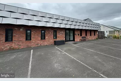 5921 Bristol Emilie Road, Levittown, PA 19057 - Photo 8