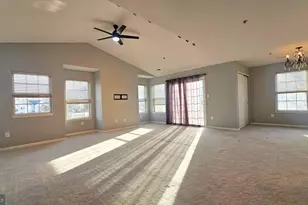 109 Horseshoe Dr, Quakertown, PA 18951 - Photo 2