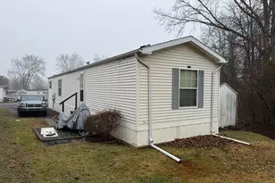 144 Cedar Dr, Quakertown, PA 18951 - Photo 4