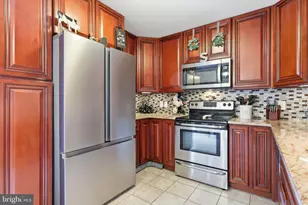 682 Trenton Rd, Fairless Hills, PA 19030 - Photo 8