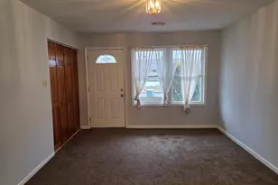 212 Allendale Dr, Morrisville, PA 19067 - Photo 2