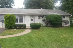 212 Allendale Dr, Morrisville, PA 19067 - Photo 1