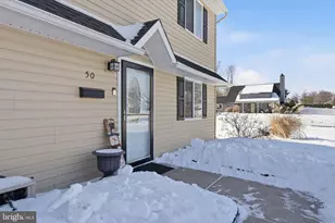 50 Red Cedar Dr, Levittown, PA 19055 - Photo 30