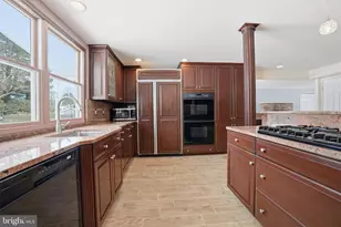 32 Lower Hilltop Rd, Yardley, PA 19067 - Photo 8