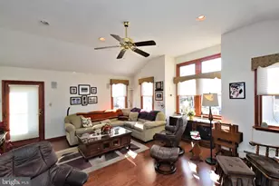 219 Rosewood Ave, Feasterville-Trevose, PA 19053 - Photo 18