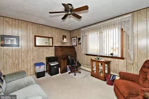 219 Rosewood Ave, Feasterville-Trevose, PA 19053 - Photo 22