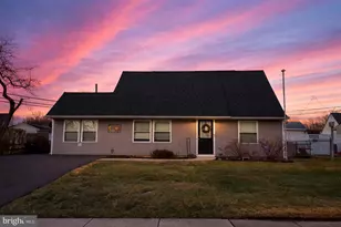 5 June Rd, Levittown, PA 19056 - Photo 2