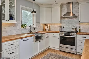 6374 Saw Mill Rd, New Hope, PA 18938 - Photo 6