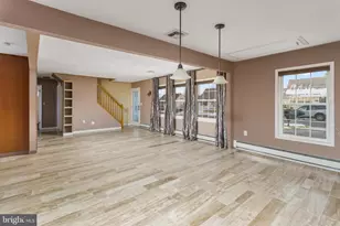 90 Cobalt Ridge Dr E, Levittown, PA 19057 - Photo 4