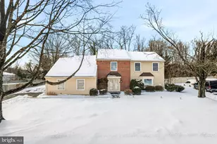 1273 Quarry Commons Dr, Yardley, PA 19067 - Photo 2