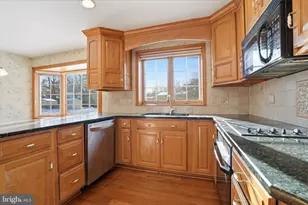 1301 Albright Dr, Yardley, PA 19067 - Photo 6