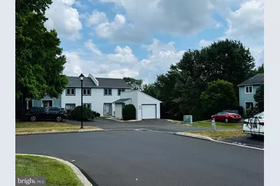 137 Krista Court, Chalfont, PA 18914 - Photo 2