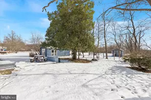 15 Maple Ave, Line Lexington, PA 18932 - Photo 12