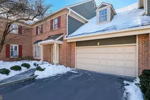 45 Latham Ct, Doylestown, PA 18901 - Photo 2