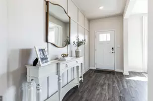 560 Trolley Ln, Sellersville, PA 18960 - Photo 2