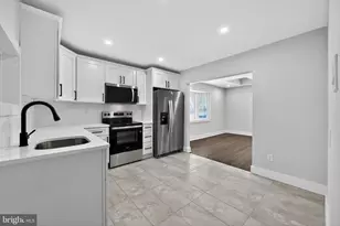 3525 Rockview Dr, Bristol, PA 19007 - Photo 18