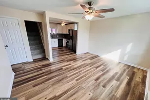 1007 Green Ln, Levittown, PA 19057 - Photo 6