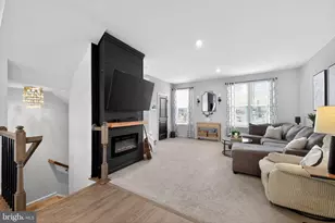 222 Center Dr, Dublin, PA 18917 - Photo 14