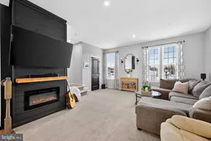 222 Center Dr, Dublin, PA 18917 - Photo 16