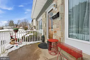 161 Crockett Rd, Warminster, PA 18974 - Photo 4